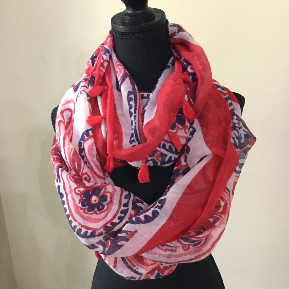 Women’s Red White And Blue Tassel Infinity Scarf EUC